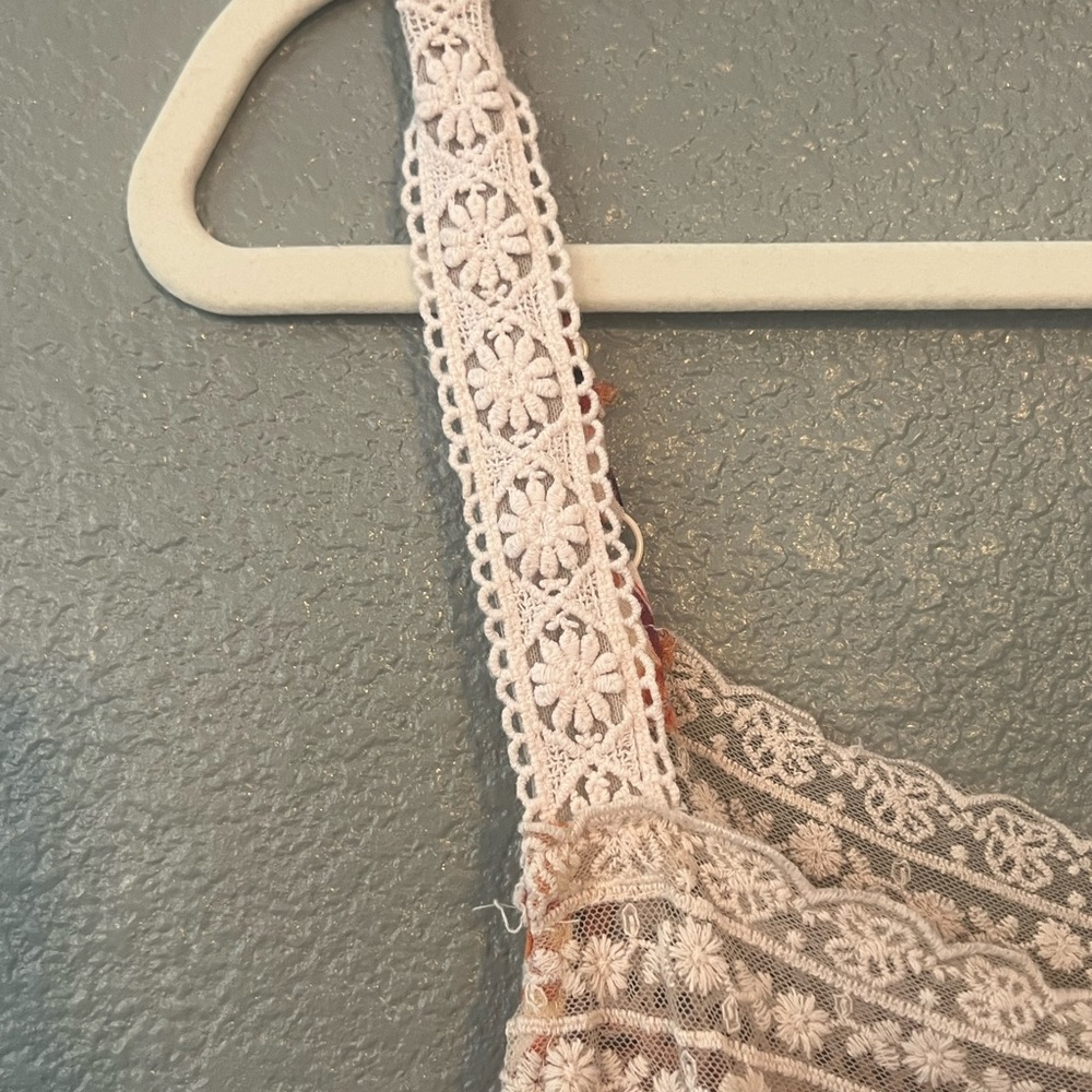 4/$10 Torrid Orange and White Smocked Tank Top - Picture 2 of 6